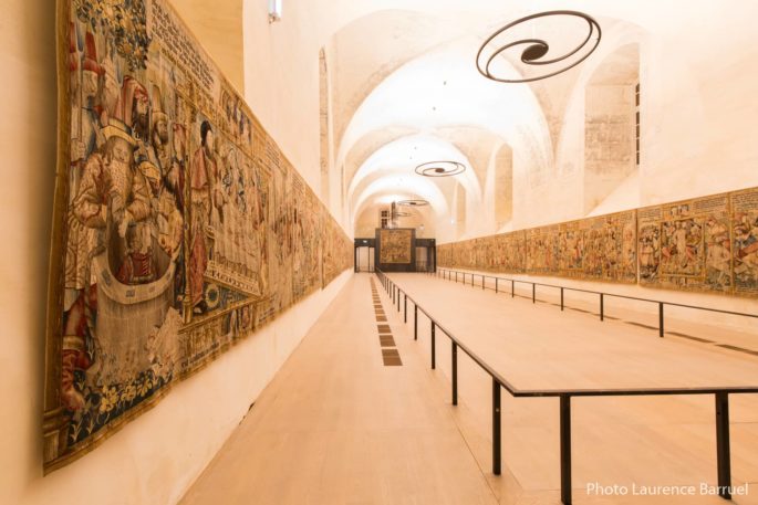nef des tapisseries trésor national abbaye de la chaise-dieu